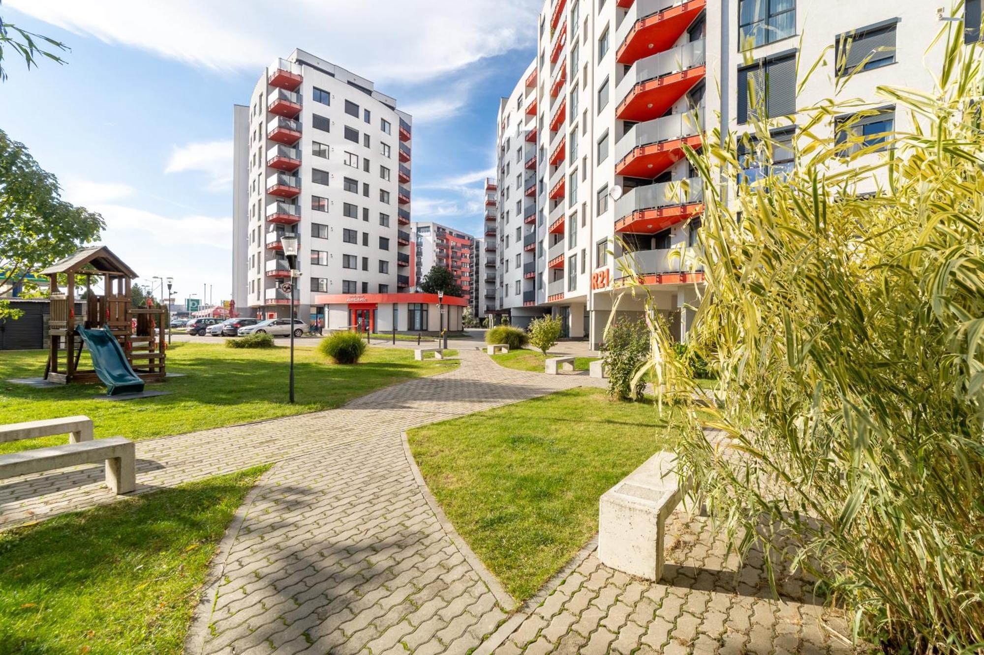 Ari Rose Apartment With Cozy Balcony Arad Exterior photo